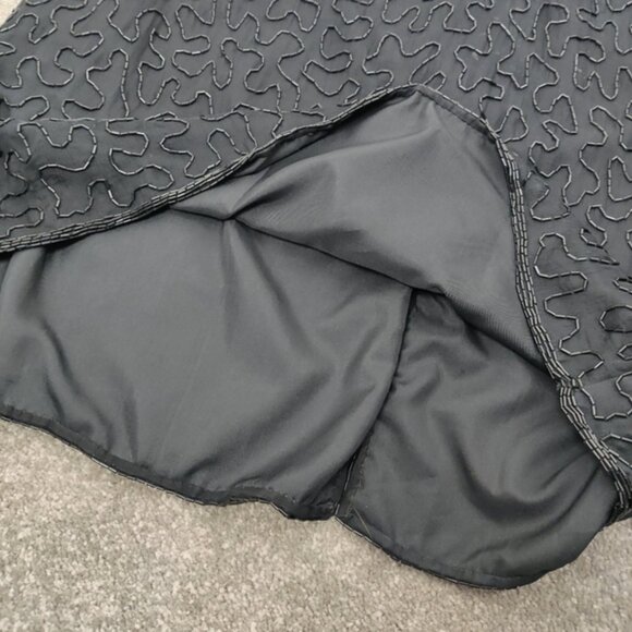 Scala Vintage-Inspired Silk-Blend Evening Dress - 2X - Embroidered Elegance - Picture 12 of 16